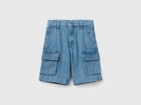 Bermudas cargo en denim ligero