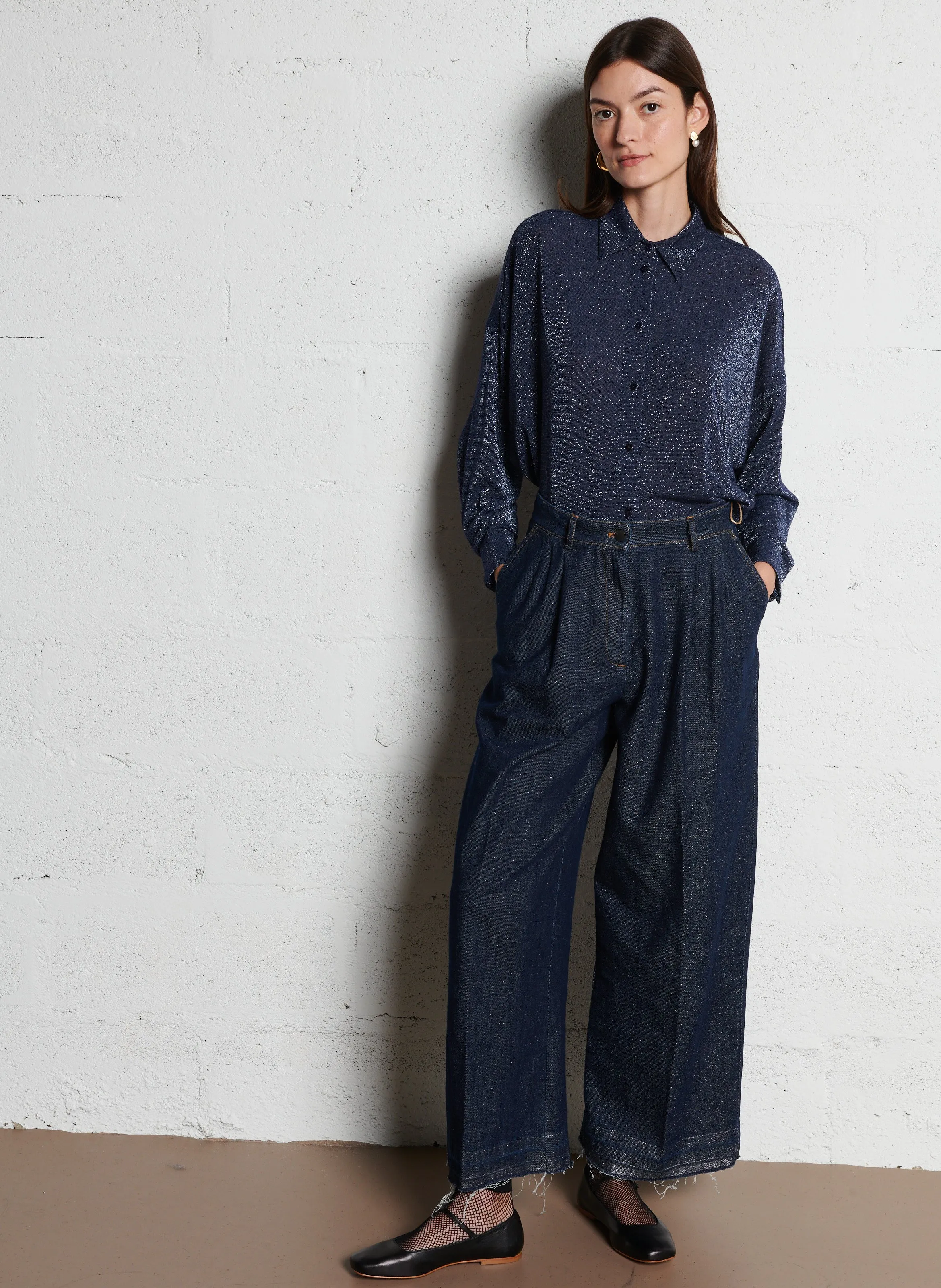 MOMONI ODA  CAMISA RECTA METALIZADA EN AZUL